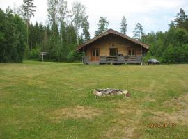 Awesome Home In Mellerud With 3 Bedrooms And Sauna, hotel v destinaci Mellerud
