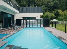 Wonju Gwirae 630 Dog Pool Villa, Hotel in Wonju