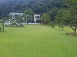 Wonju Gwirae 630 Dog Pool Villa