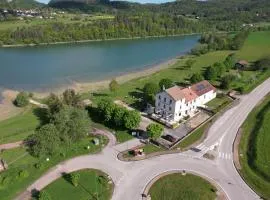 Au Moulin Du Pont