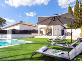 Genteel Home Villa El Brillante