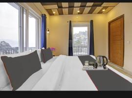 Himalayan view stay - Pahado wala ghar, Bed & Breakfast in Masuri