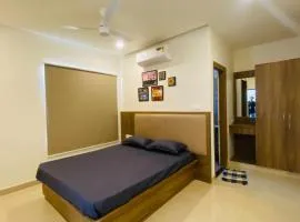 C Suites - Benton