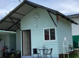 Sunshine bungalow