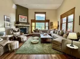 2348 Red Hawk Townhomes condo