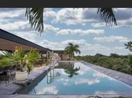 AWA New 2 Bedroom Luxury Resort-Style Retreat