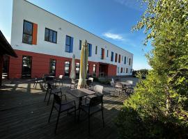 HONGANE GUEST HAUS & korean restaurant, hotel v destinácii Żory
