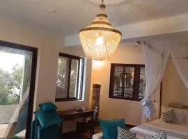 Green Deluxe Cottage
