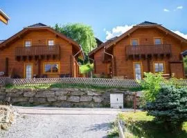 Charmantes Ferienhaus in Sankt Margarethen Im Lungau mit Kleinem Garten und Bergblick