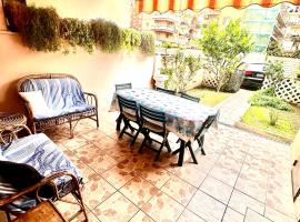 Appartamento Grande Taty、ラディスポリのホテル