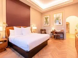 Sinclair Suites - Stylish Retro Boutique Hotel