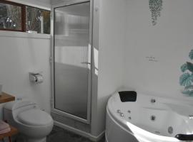 Viesnīca ar burbuļvannām Casa Entre Ulmos y Lengas pilsētā Puerto Natalesa