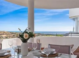 Panoramic Sea View Apartment with Pool