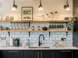 Pass the Keys Stunning Edwardian Home in the Chilterns