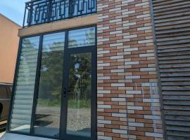 Eco House, vila v destinaci Ureki