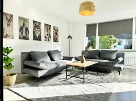Großzügige Wohnung - 6 Personen-3 Schlafzimmer- Parkplatz- Waschmaschine-2 Balkone