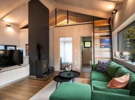 Eliška Apartment - Modern Family Loft Apartment direct on ski slope and forest