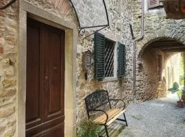 Casa dell 'Vista Gorgeous Remodeled Stone Country House in Rural Northern Tuscany