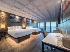 Terrace Bay Hotel - Lakefront