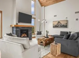 Spring Creek Luxury - managed by Little Sister Getaways