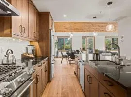 Spring Creek Luxury - managed by Little Sister Getaways