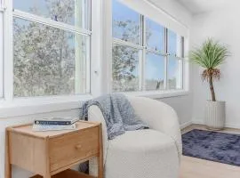 Relax on Marine Parade, 2 Bedroom Apartment