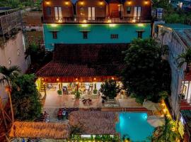 Odyssey Hostel, Tours & Motorbikes Rental, hostel v destinaci Ha Giang