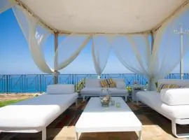 Villa in Palermo with Swimming Pool