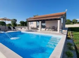 Villa Taya Comfortable holiday residence
