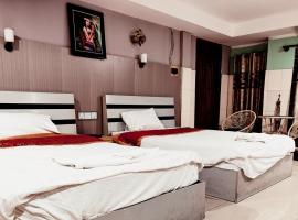 机场宾馆江南小吃: Phnom Penh şehrinde bir otel
