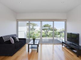 Four Kings 3, hotel i Anglesea