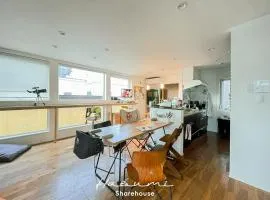 A t a shinchi share house