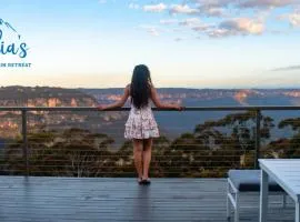 Dalia's Blue Mountain Retreat