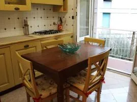 Casa My Home Genova - 14 minuti dal Centro - 5 minuti a piedi dal Gaslini