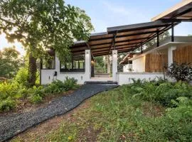 Casa Algarrobo relaxing farm stay in Puerto Rico