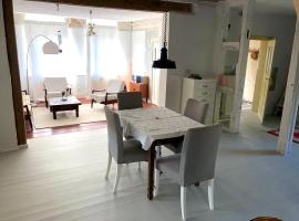 UkuleleHaus Lunow am Nationalpark Unteres Odertal，Lunow的飯店