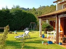 Welcoming House in Santa Cruz with Garden of 269 m²