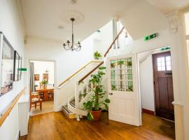 Canford house on Westbury on Trym, hotel in Bristol