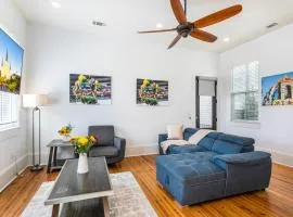 3BR Cottage on Carondelet by Hosteeva