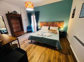 Sicily in Love - Rooms and Apartment - Pedara Catania Etna, hotel v destinaci Pedara