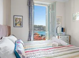 Appartement d Exception, Spacieux et Lumineux, avec Balcon et Vue Mer
