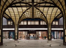 The St. Regis Shanghai Jingan, hotel with hot tubs in Shanghai