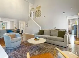 Spacious Living in S Austin Home Gym Office