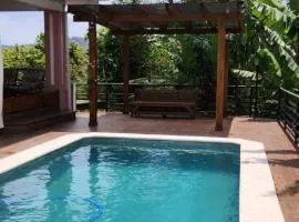 kit net em casa de família Florianópolis