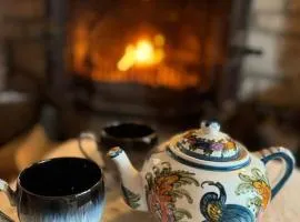 The Snug at Cherry Cottage by MaisonPro