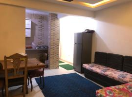 المعادى عرب رابع شارع شمال بعد الشهر العقاري, ξενοδοχείο στο Κάιρο