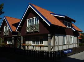Vila Lotmiškis – hotel w mieście Nida