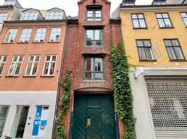 K L O S T E R E T - The Luxurious Townhouse of Copenhagen, resort i K&oslash;benhavn