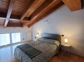 Carlotta Mountain Lake Iseo Hospitality