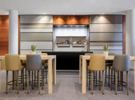 AC Hotel Alcalá de Henares by Marriott, hotel poblíž Letiště Madrid-Torrejón - TOJ, Alcalá de Henares